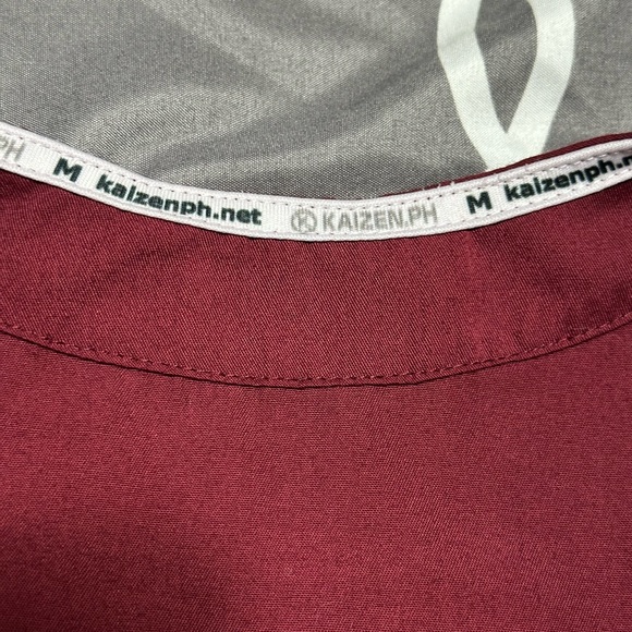 Scrub set- Burgundy color - Picture 8 of 8